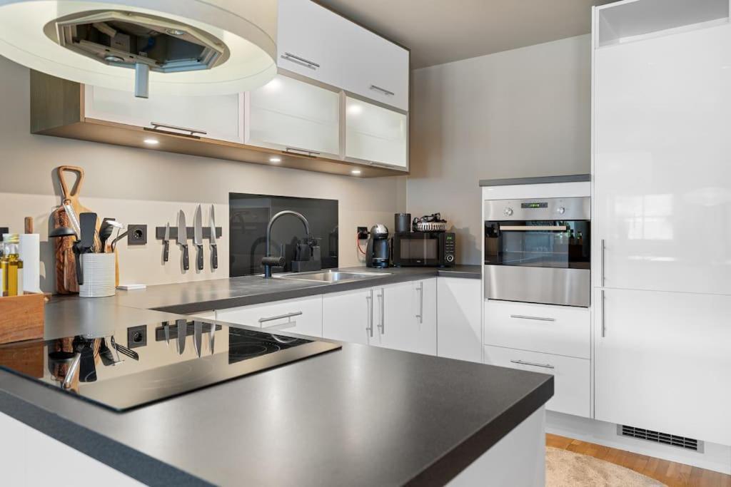 Aurora Luxury Apartment 特罗姆瑟 外观 照片